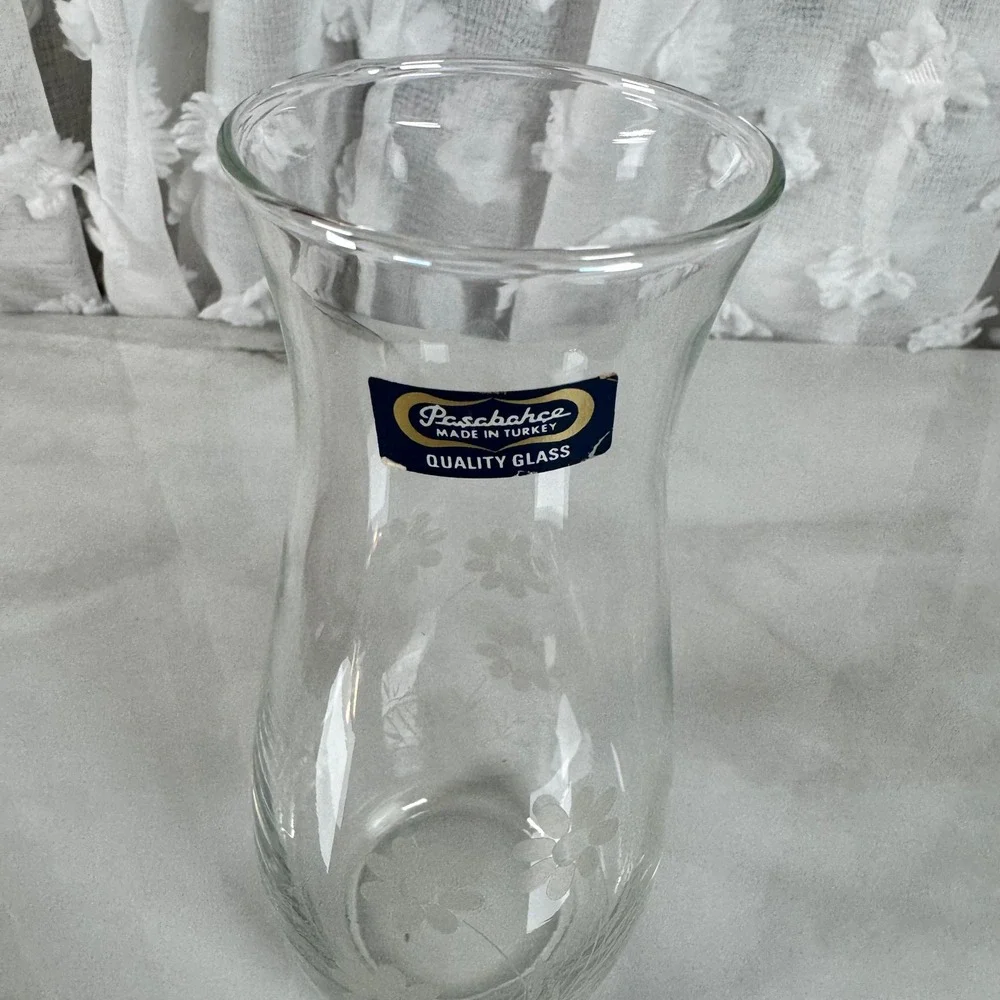 Pasabahce Small Vintage Floral Etched Clear Glass Vase Daisy Made in Turkey‎
